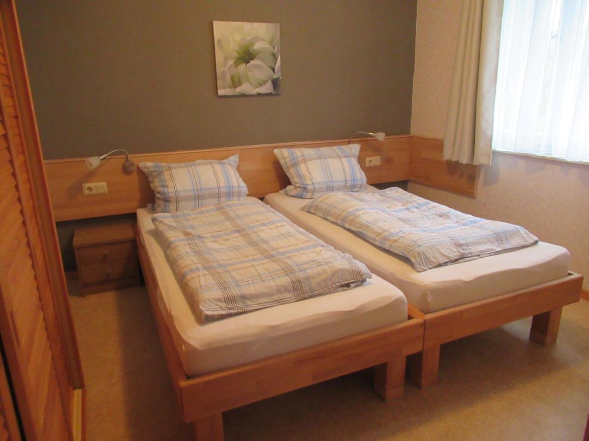 Feriendorf Mengshausen Niederaula Ngoại thất bức ảnh